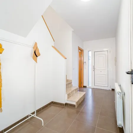 Jouvacations Ripolles Figueres-vilafant Vila *