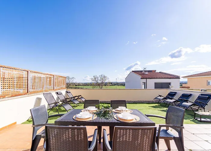 Jouvacations Ripolles Figueres-vilafant Villa *